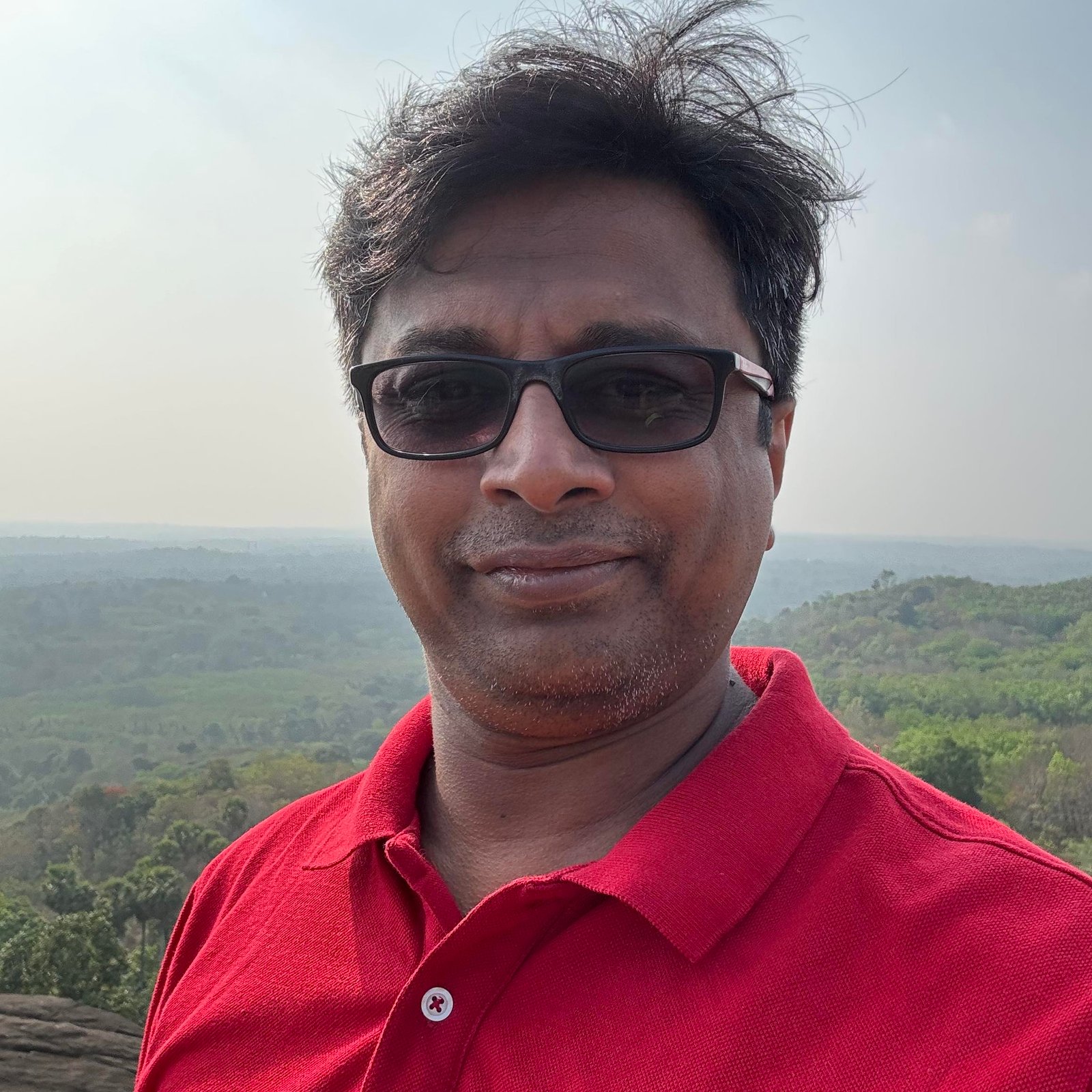  ഡോ. ശേഖർ എൽ കുര്യാക്കോസ് 